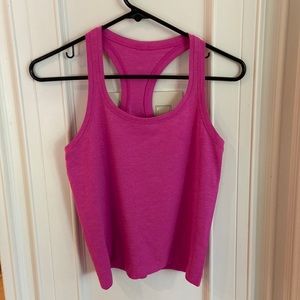 Women’s Lululemon Swiftly Tech Racerback Tank 2.0. Size 6. Pow Pow Pink